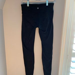 Lululemon wunder under black leggings
